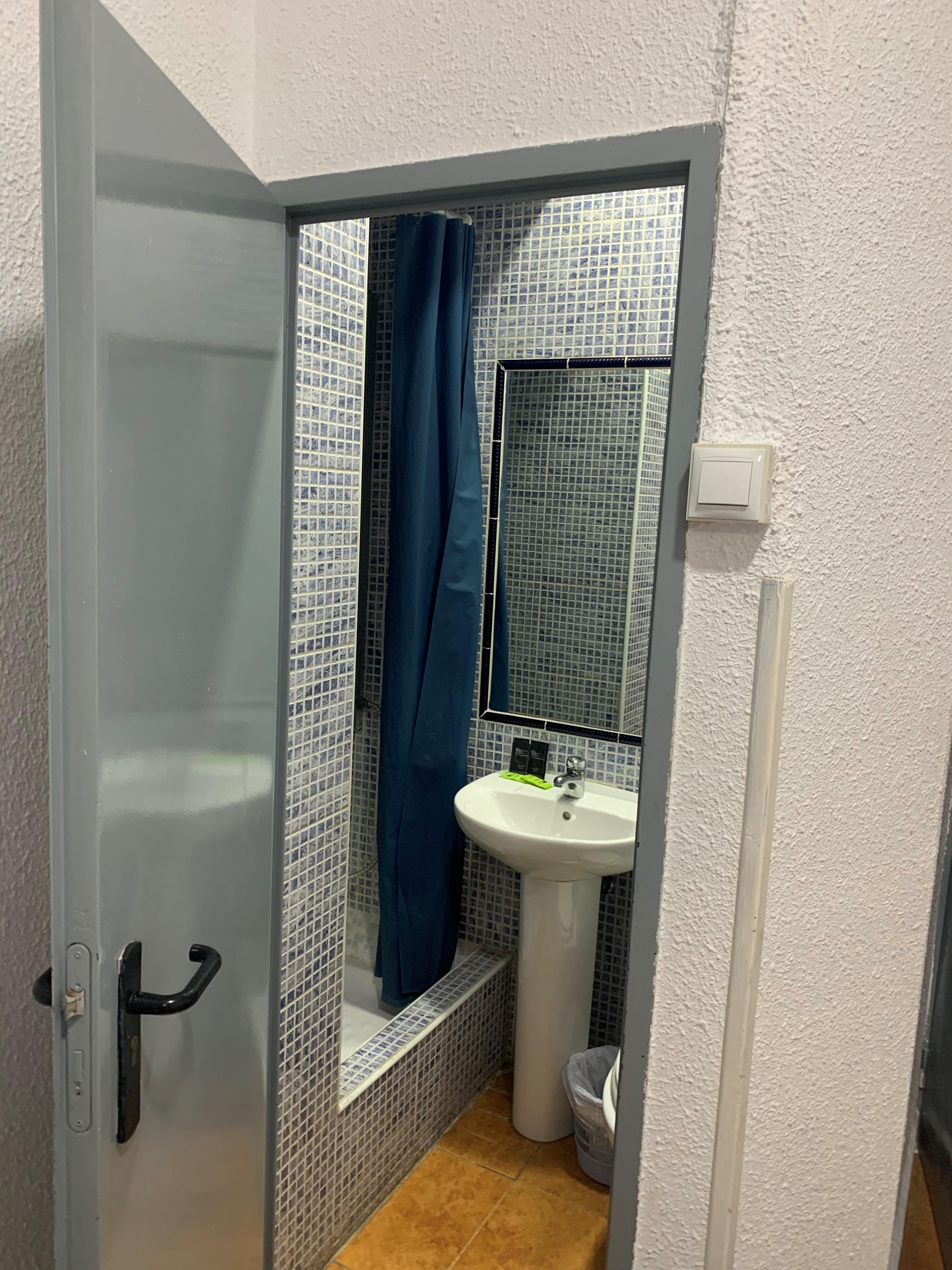 Hostal Alcobia Sevilla Buitenkant foto