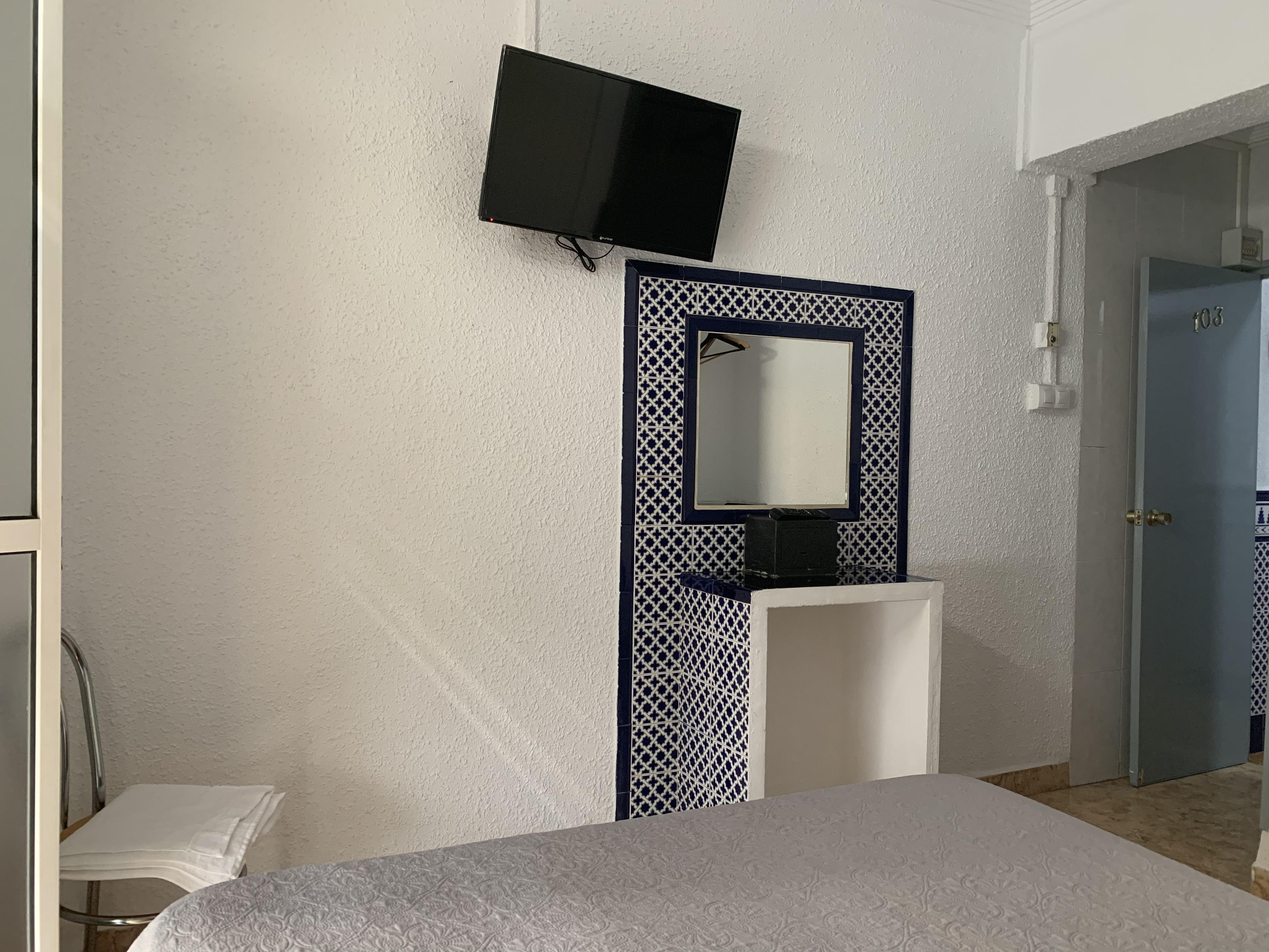 Hostal Alcobia Sevilla Buitenkant foto