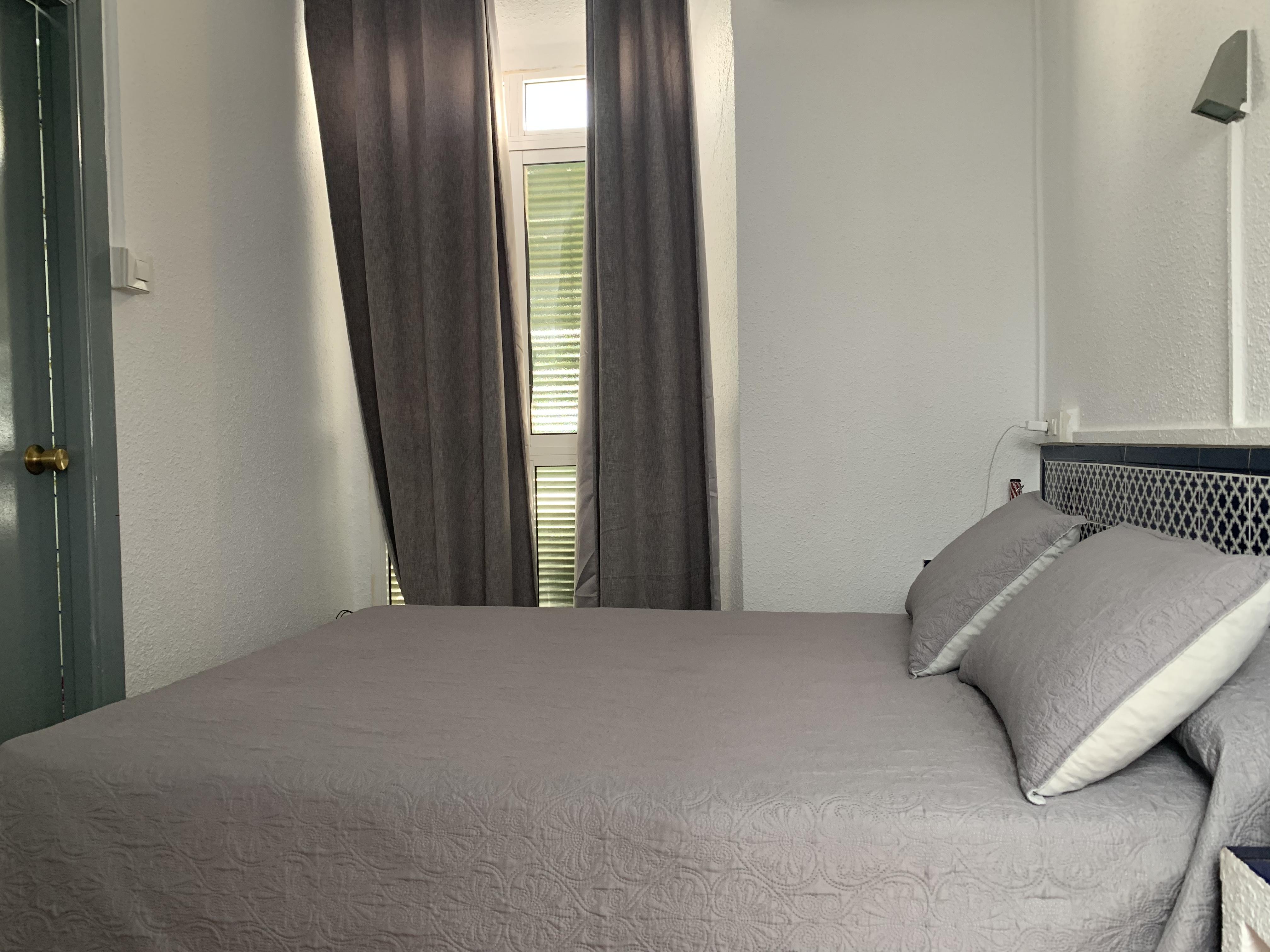 Hostal Alcobia Sevilla Buitenkant foto