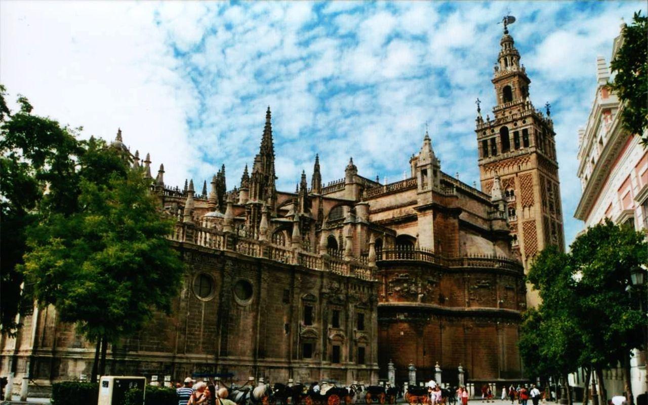 Hostal Alcobia Sevilla Buitenkant foto