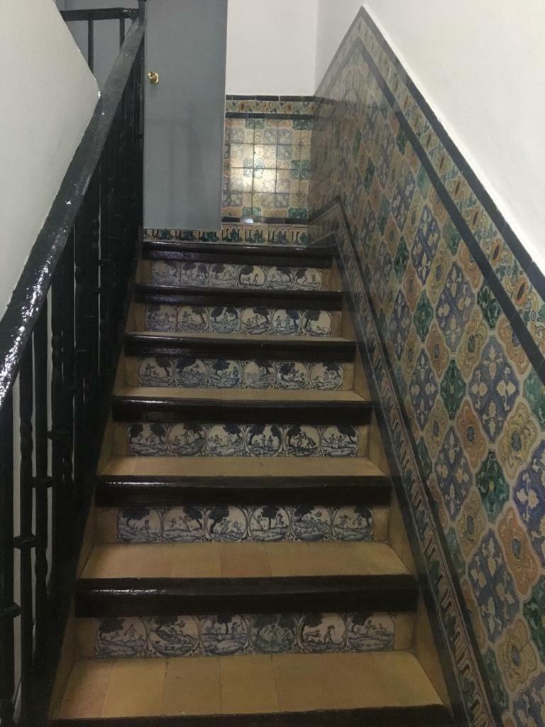 Hostal Alcobia Sevilla Buitenkant foto